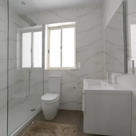 Luxury Seafront 3br With Valletta Views *