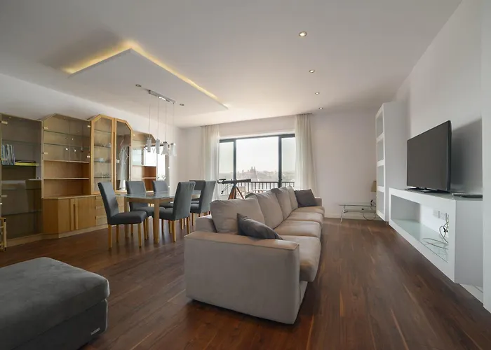 Apartment Sliema Seafront 3 Bedroom Gzira