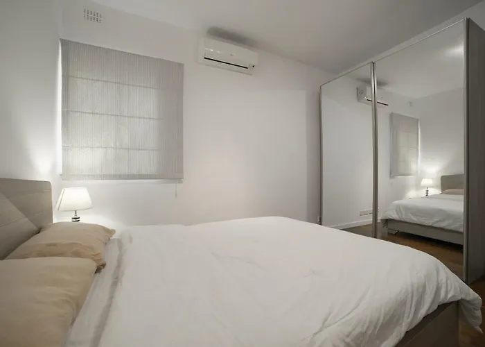 Sliema Seafront 3 Bedroom Apartment Gzira