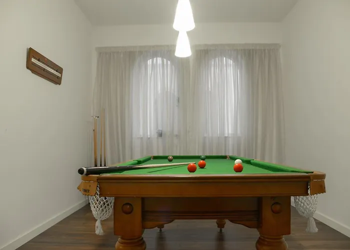 Sliema Seafront 3 Bedroom * Gzira