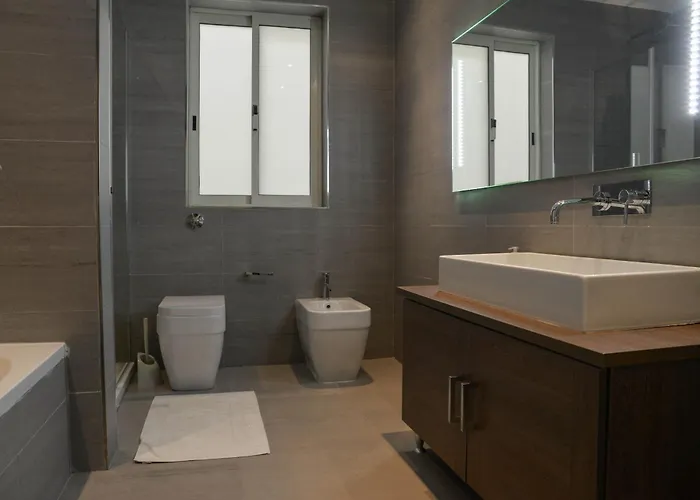 Apartment Sliema Seafront 3 Bedroom *